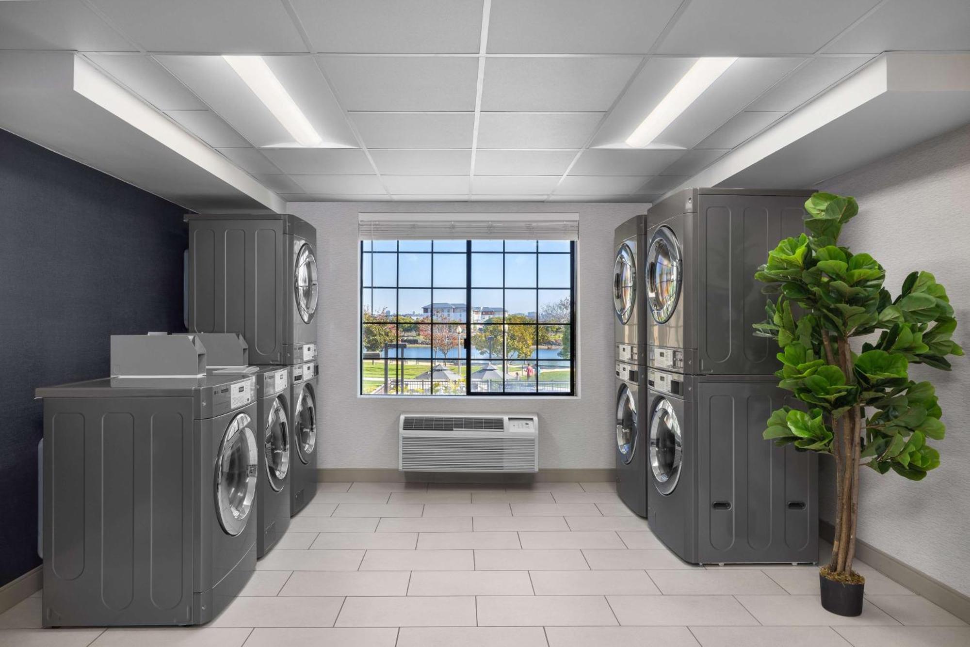Homewood Suites By Hilton San Diego Airport-Liberty Station Eksteriør bilde